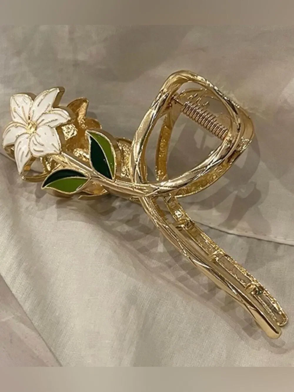Gold white Floral Hair Clip A2160